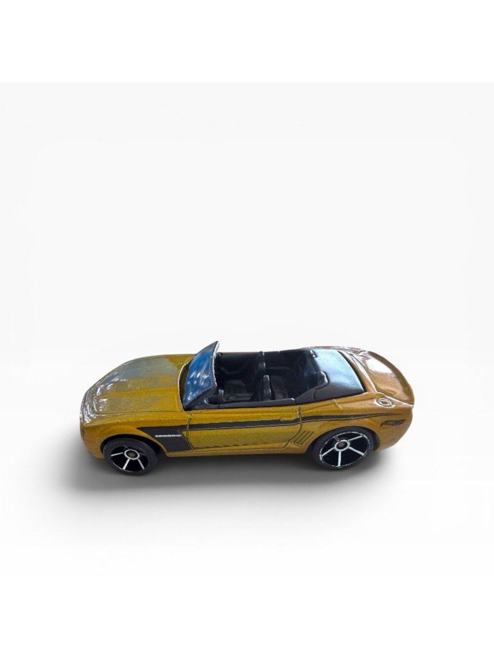 Hot Wheels Chevy Camaro Convertible Concept gold